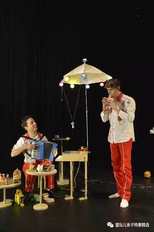 音乐会让孩子在艺术的带领下环游世界九游会网址是多少来自法国的玩具涂鸦(图3) 音乐会让孩子在艺术的带领下环游世界九游会网址是多少来自法国的玩具涂鸦(图3)